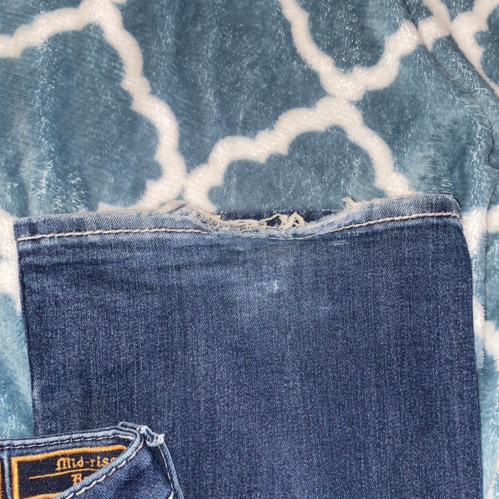 Rock Revival Women’s Bootcut Jeans - Picture 4 of 10